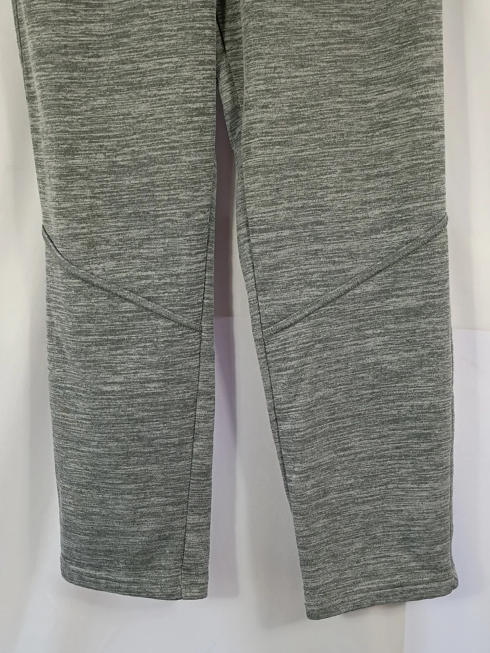 EUC Nike Boys Gray Performance Joggers Size Large Active Winter Athleisure